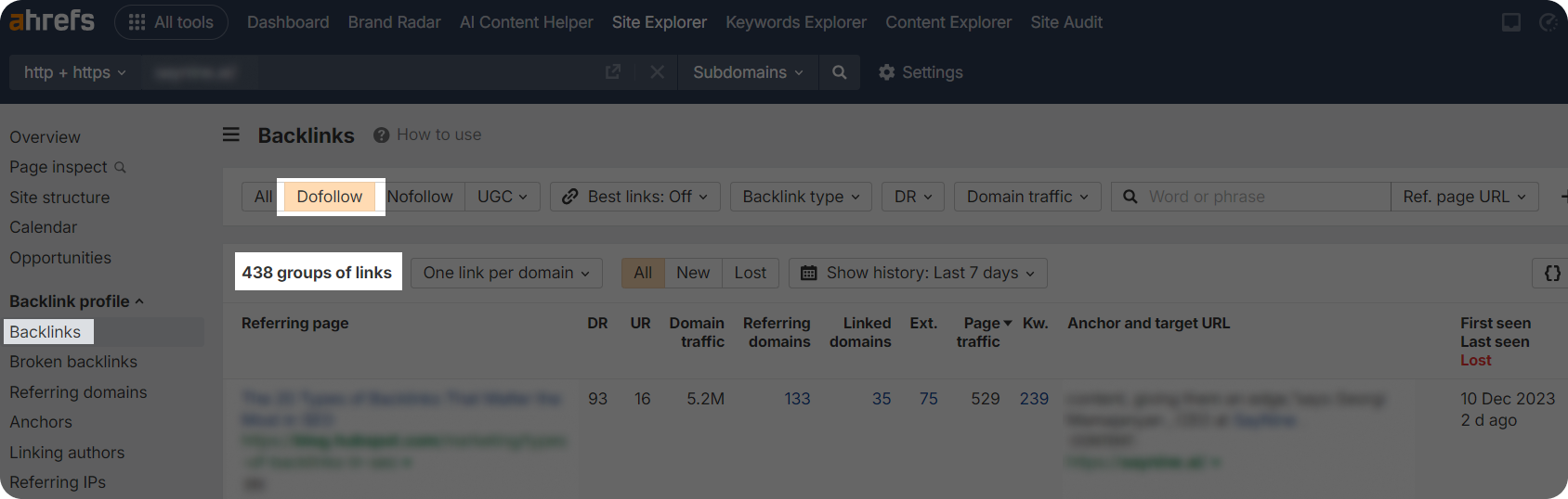 Dofollow links highlighted in Ahrefs.